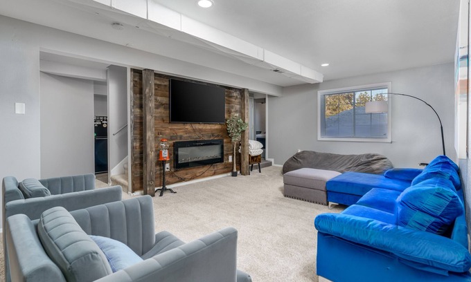 Durango West House | Cozy Durango Cabin with Sweeping Mountain Views – Winter Retreat