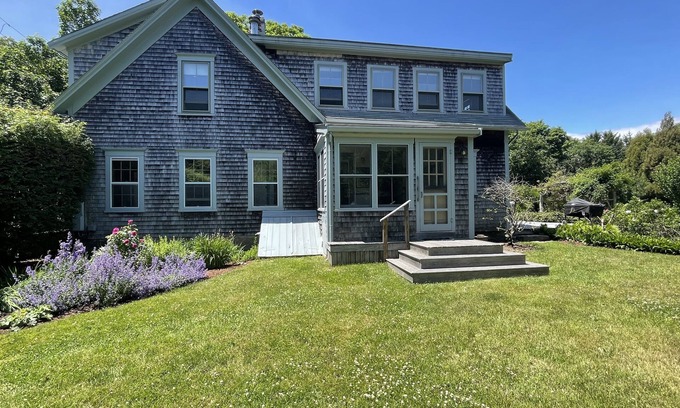 West Tisbury House | Cozy Family Home Centrally Located in West Tisbury