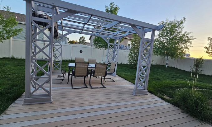 Casper House | Cozy family home in Caspers finest neighborhood