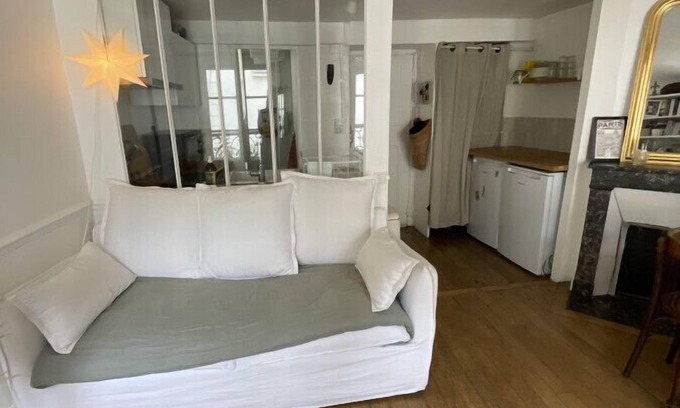 Strasbourg -Saint-Denis Apartment | Cozy flat - Paris center 4 people