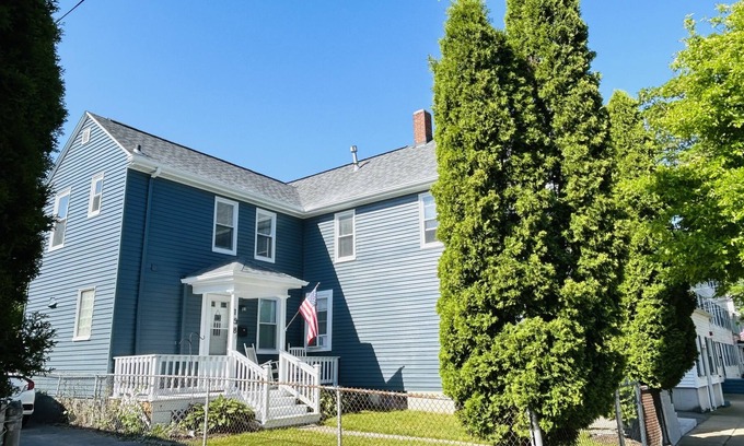 Bristol Apartment | Cozy getaway blocks from the heart of downtown Bristol