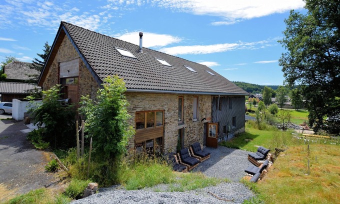 Amel House | Cozy Getaway in Meyerode