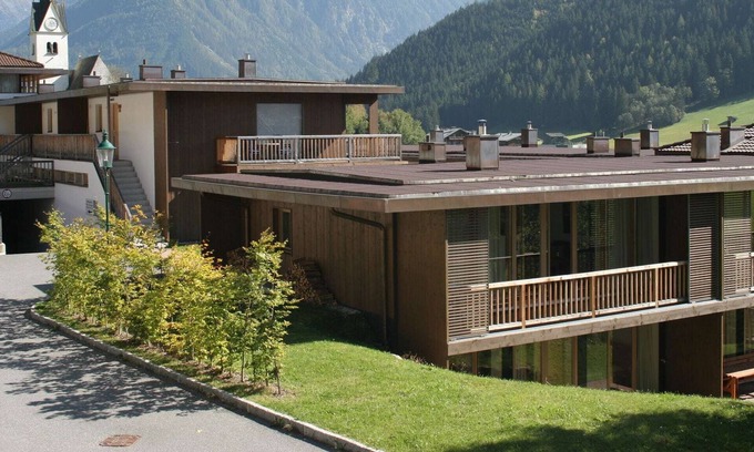 Wald im Pinzgau House | Cozy Holiday Home in Königsleiten with Sauna