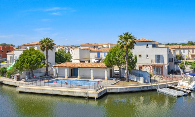 Aigues-Mortes House | Cozy home in Aigues-Mortes with WiFi