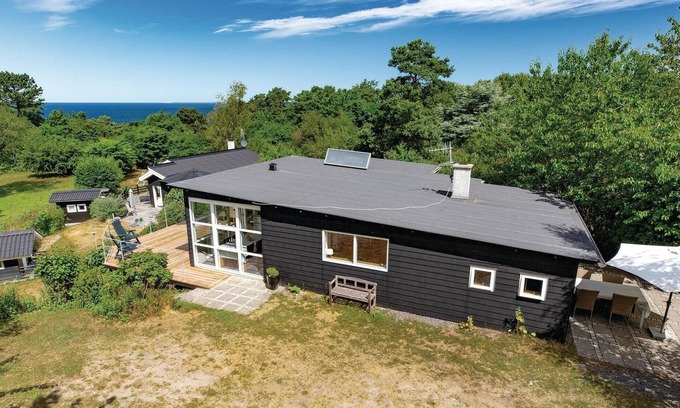 Hoeve Strand House | Cozy home in Fårevejle with sauna