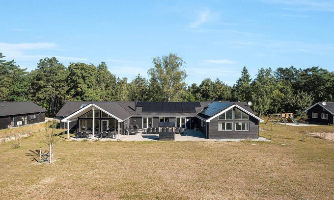Frederiksvaerk House | Cozy home in Frederiksværk with sauna