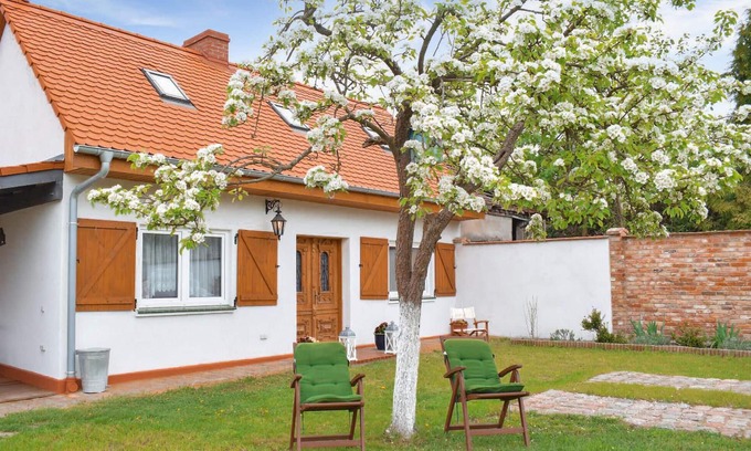 Nowe Warpno House | Cozy home in Nowe Warpno with lake view