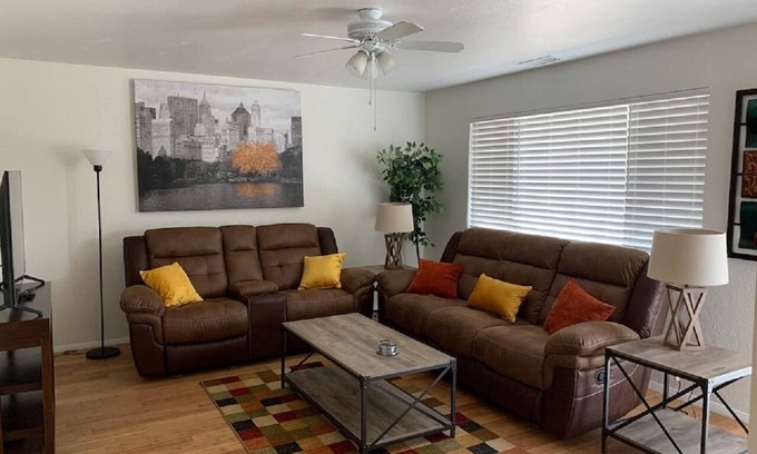 Prescott Cottage | Cozy home in the heart of Prescott!