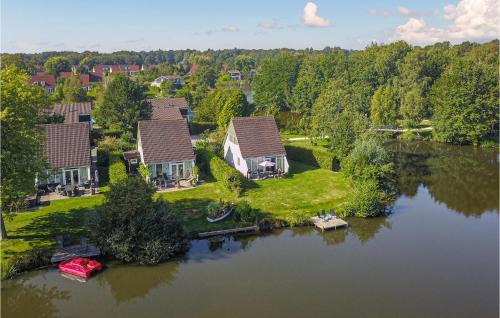 Vlagtwedde House | Cozy Home In Vlagtwedde With Sauna