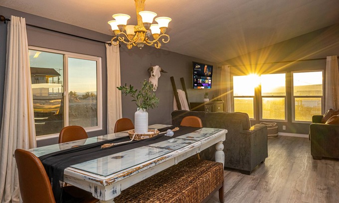 Sunridge Estates House | 🌅 Cozy Home with Stunning Views, Near Laughlin