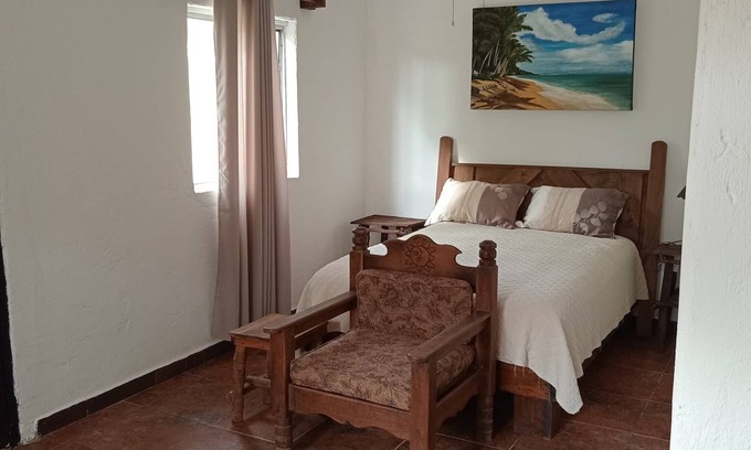 Alfredo V. Bonfil House | Cozy house in charming Cancún with AC, WiFi