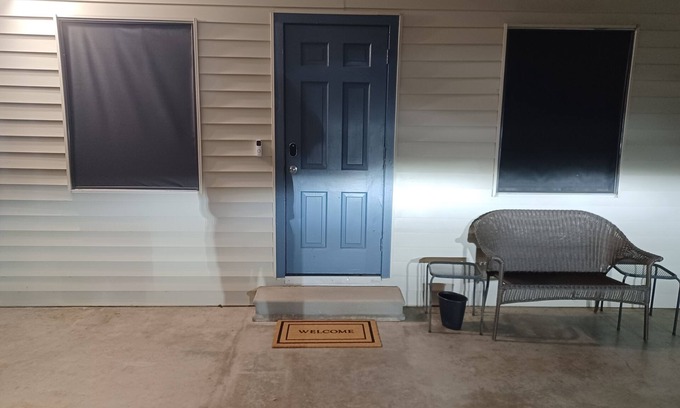 Milton Apartment | COZY HOUSE! with Covered Parking