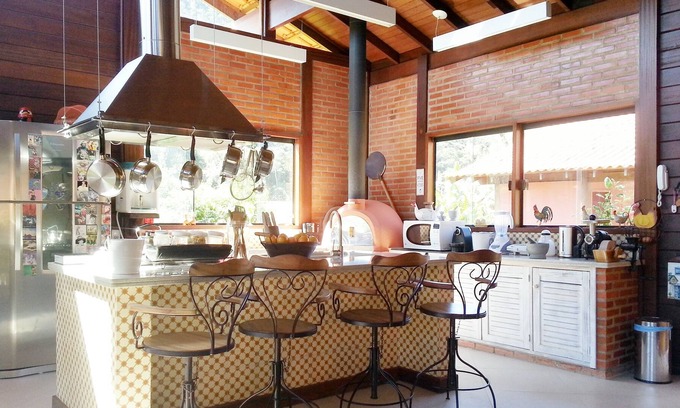 Teresopolis House | Cozy house with pool, whirlpool, fireplace, pizza oven, garden.