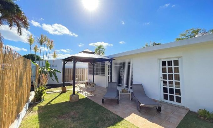 Mata de Platano House | Cozy house with sea view! 5min from the beach!