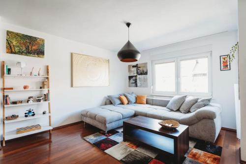 Ljubljana Apartment | Cozy Nest in quiet neighbourhood, free parking
