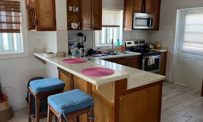 Rolleville Cottage | Cozy Ocean View Cottage near Beach (2 minute walk to beach)
