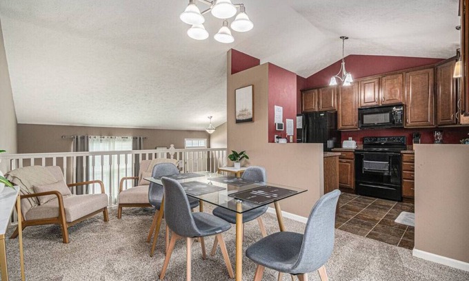 Millard House | Cozy Omaha Home 3 bdrm 2 baths