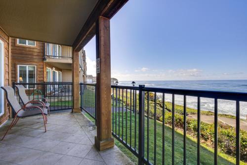Lincoln Beach Apartment | Cozy Oregon Resort Condo - Steps to Lincoln Beach!