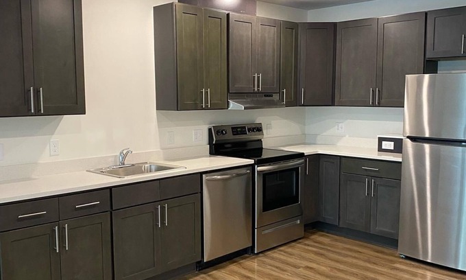 Peekskill Apartment | Cozy Peekskill Apt. with Mountain View, Riverside Park and Metro North access.