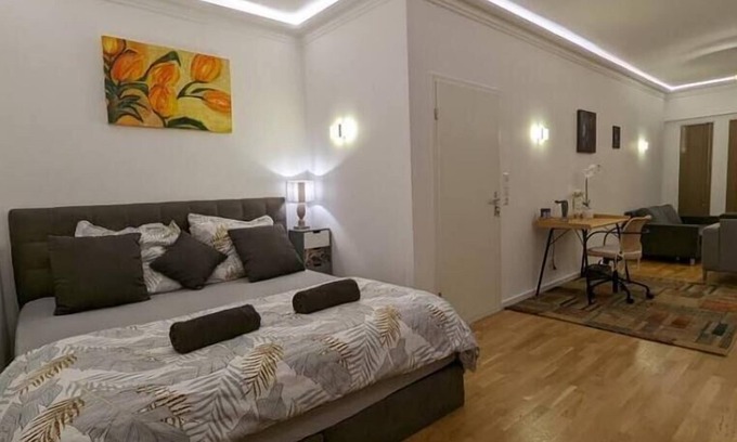 Bielefeld Apartment | Cozy penthouse with terrace in the heart of the city EM-APARTMENTS GERMANY