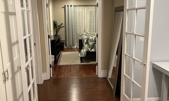 Kierland House | Cozy, private 2 room suite - walking distance to Kierland