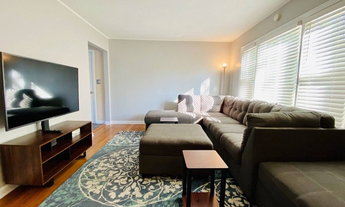 Merriam House | Cozy Ranch Close to everything