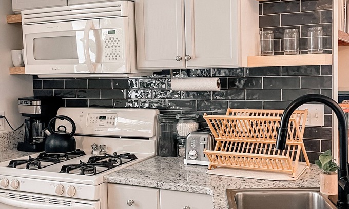 Traverse City Cottage | Cozy retreat steps away from trails & beaches, also near wineries & downtown