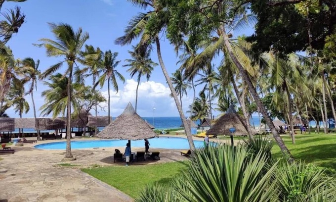 Nyali House | Cozy Room w/Balcony, Pools, Spa Access, and Easy Access to Mombasa Attractions