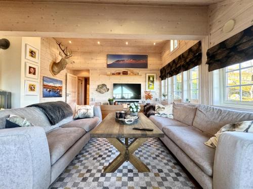 Hol Municipality Apartment | Cozy Ski-In Ski-Out Apartment on Geilo, Stunning Views!