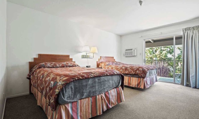 Fremont House | (Cozy studio, 2BED, 1BA, No kitchen)