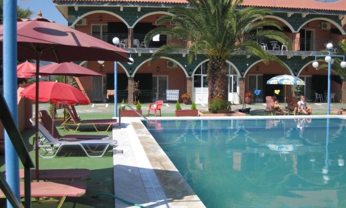 Vassilatika Apartment | cozy Studio apartment for 4 per With shared Pool Within Easy Reach Of Beaches