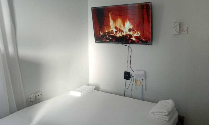 Mombasa House | Cozy studio apartment in Mombasa with WiFi, swimming pool and Sea view.