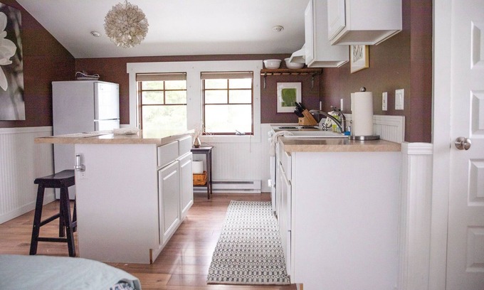 Sitka Apartment | Cozy studio apartment in quiet neighborhood.
