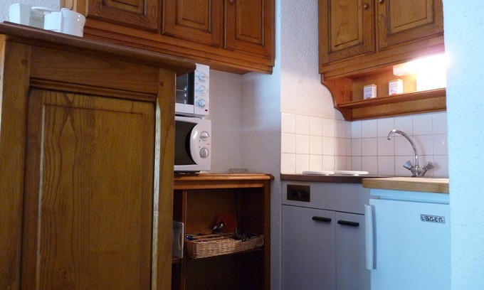 Arette Apartment | Cozy Studio for 4 with Direct Slope Access
