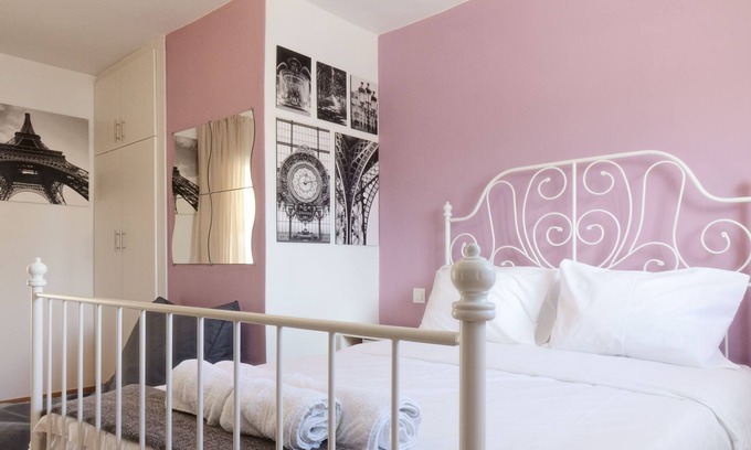 Filopappou Apartment | Cozy Studio in Koukaki