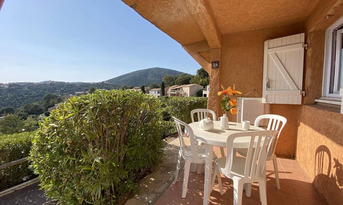 Les Issambres Apartment | Cozy Studio in Les Issambres (4 Guests) - Garden, Pool, Tennis, Parking, Near Beach!