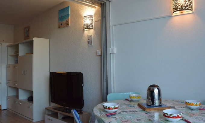 Le Grau-Du-Roi Apartment | Cozy studio in Port Camargue for 4 people