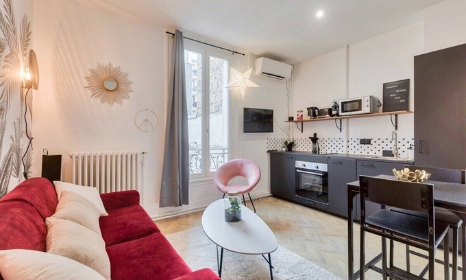 Quartier de la Plaine-de-Monceaux Apartment | Cozy studio near the Arc de Triomphe - 2P