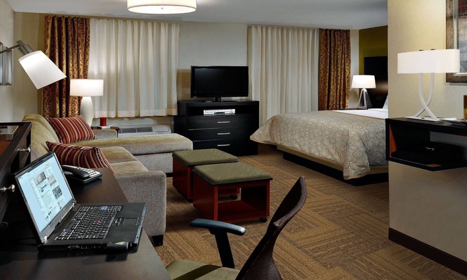 Dearborn Apartment | Cozy Studio Suite | Indoor Pool, Hot Tub, Free Wi-Fi, Free Breakfast
