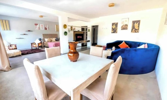 Talborjt Apartment | Cozy Studio Super Central with Park View