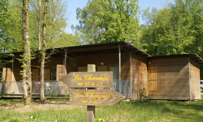 Eppe-Sauvage House | Cozy studio with dishwasher in the beautiful green ValJoly