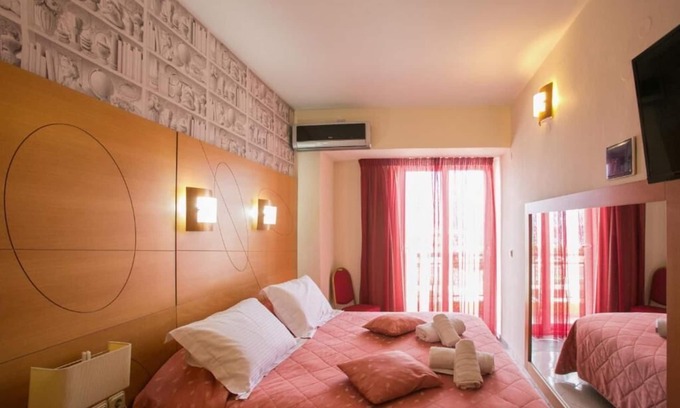 Heraklion Hotel | Cozy Suite for 2 Close to Port