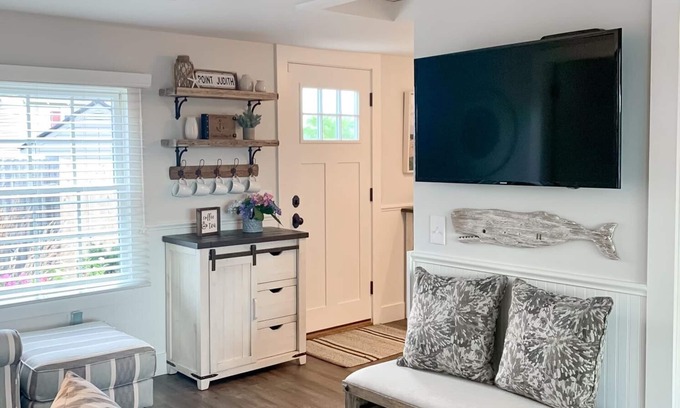 Point Judith House | Cozy Summer Cottage Minutes from Narragansett Beaches