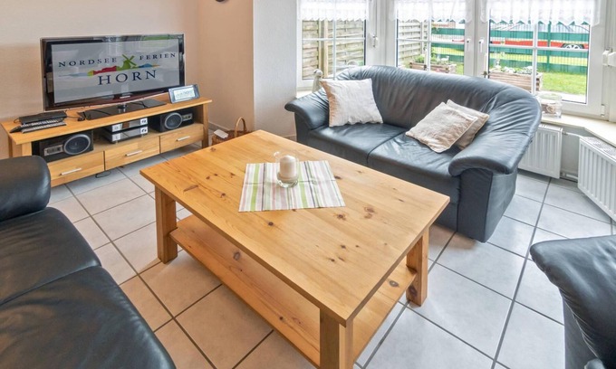 Dornumersiel House | Cozy terraced house Antje with terrace and small garden