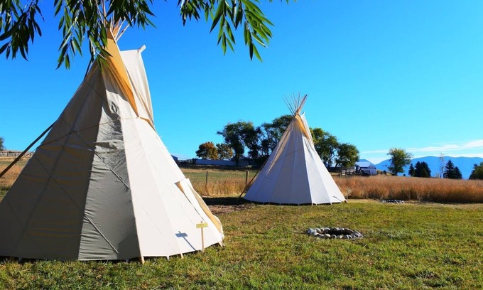 Polson House | Cozy Tipi near Flathead Lake - Element "Water"