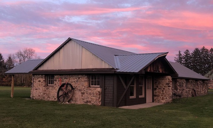 Cleveland Cabin | Cozy up in this rustic Stone Lodge and relax by the fireplace