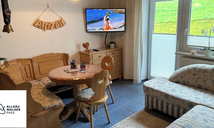 Buhl am Alpsee Apartment | Cozy vacation apartment "AlpZeit" in Immenstadt/Bühl with balcony and WLAN