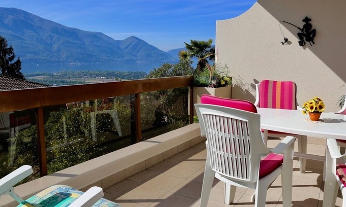 Orselina Apartment | Cozy vacation apartment on the 1st floor for 1-4 persons.
