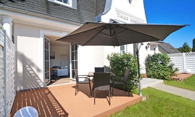 Koserow Apartment | Cozy vacation apartment in Koserow with terrace - only 350 m to the beach
