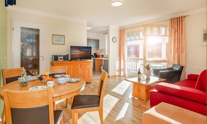 Koserow Apartment | Cozy vacation apartment by the sea with balcony, WiFi & parking space